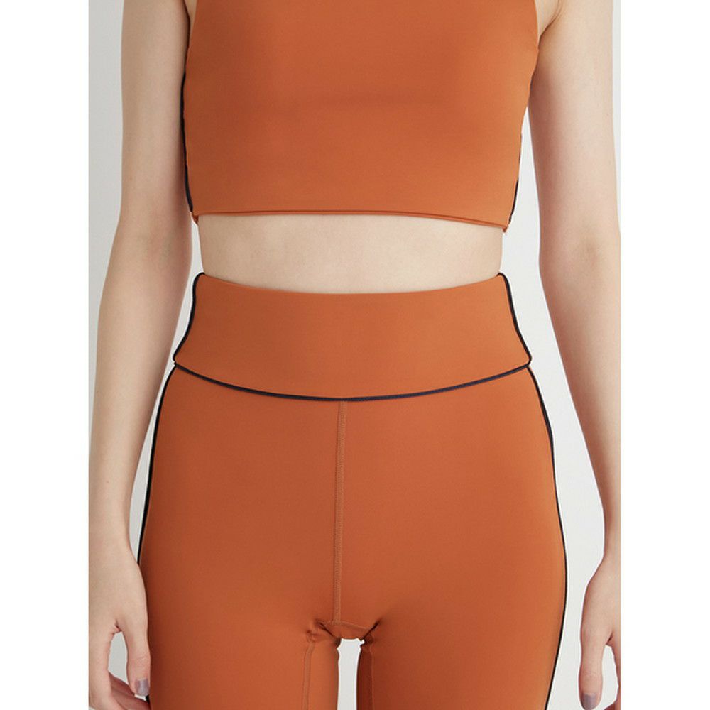 【emmi yoga】サスティナレッチ タンクトップヨガウェア セット 楽天市場】SALE30%OFF emmi yoga エミ ヨガ サステナレッチブラトップ