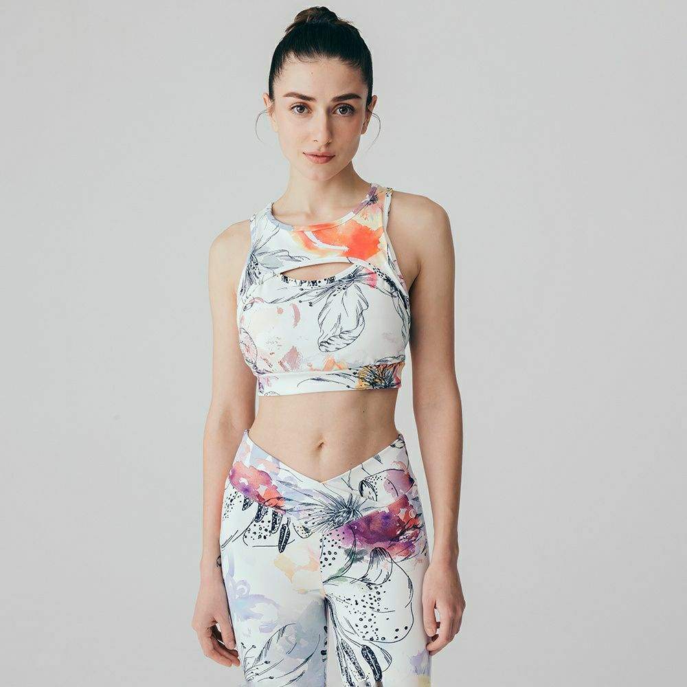 美品【LITHEE】ブラトップ＆レギンス 美品【LITHEE】ブラトップ＆レギンス LITHEE STYLING】 ブラックが大人
