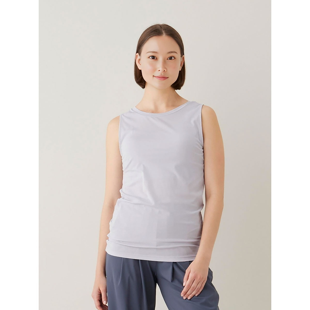 ライトグレーラベンダー