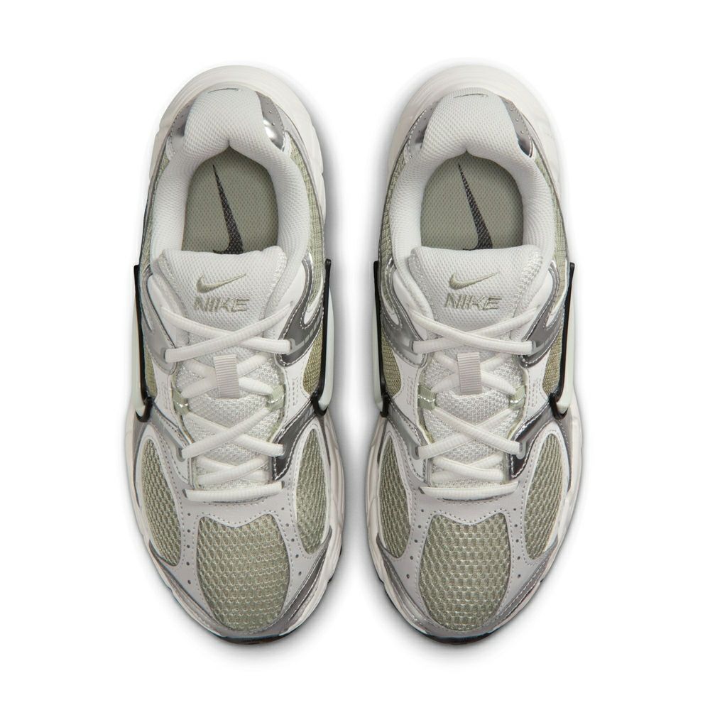 METALLICSILVER